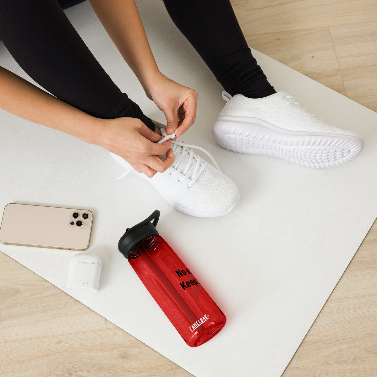 "No excuses Kepp Working" - Sport-Trinkflasche